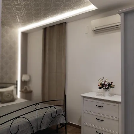Holiday home Love Terrasini