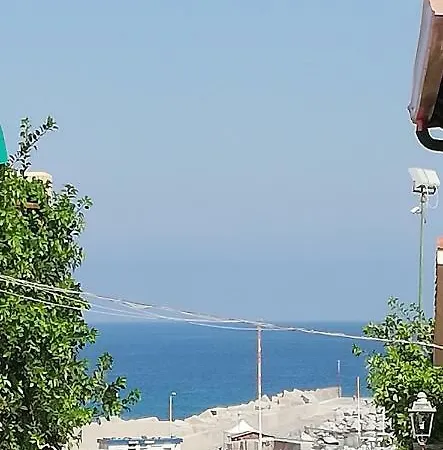 Love بيت للعطل *